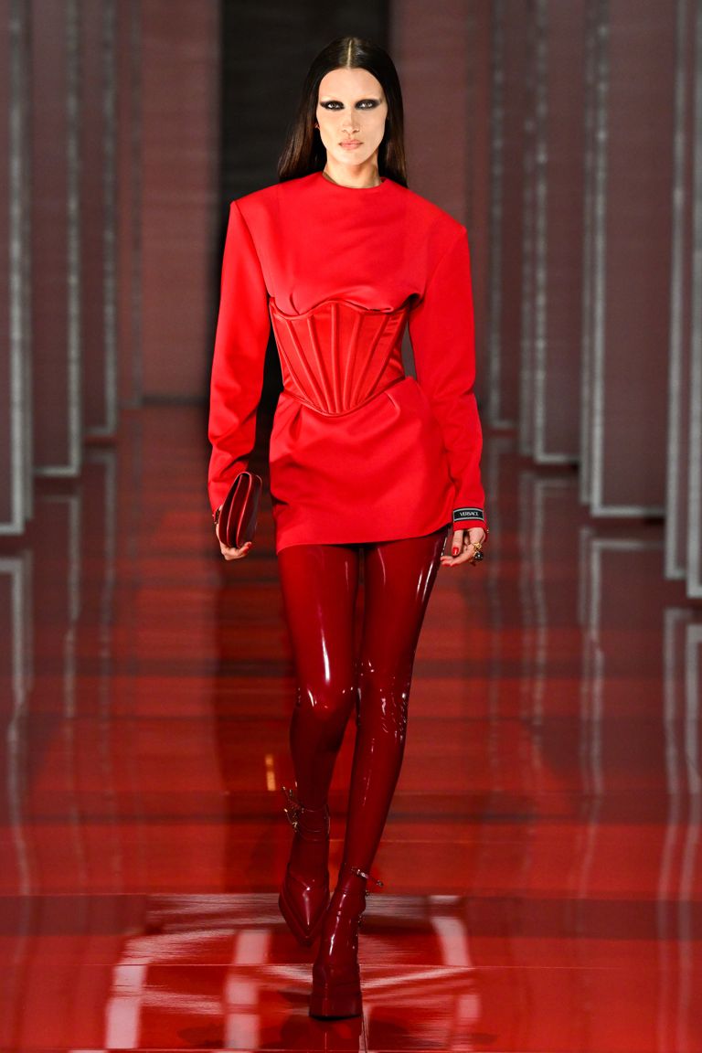bella hadid versace