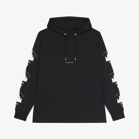 Disney x Givenchy "The Wonder Gallery"