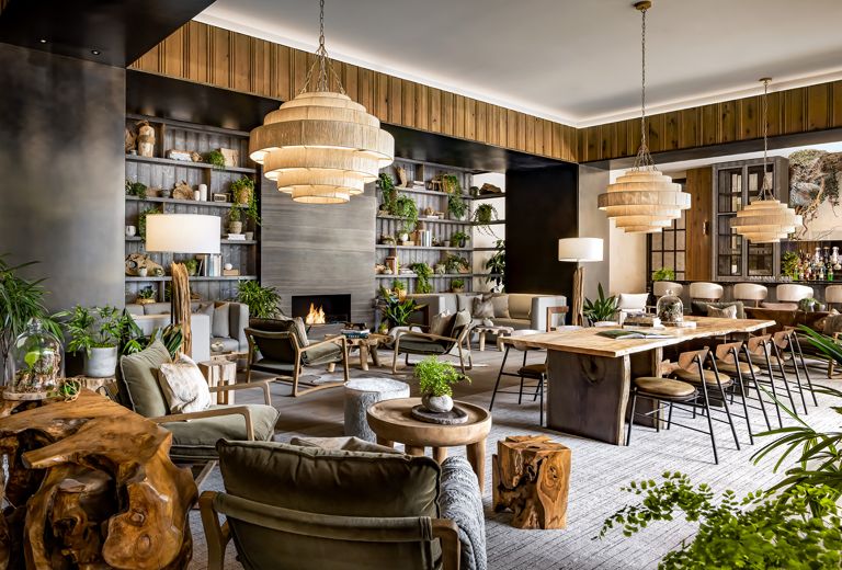 1 Hotel Toronto Flora Lounge