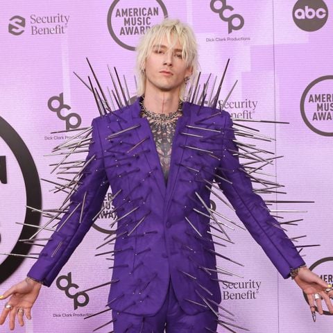 Do Celebrities Actually Sit Down in These Outfits?