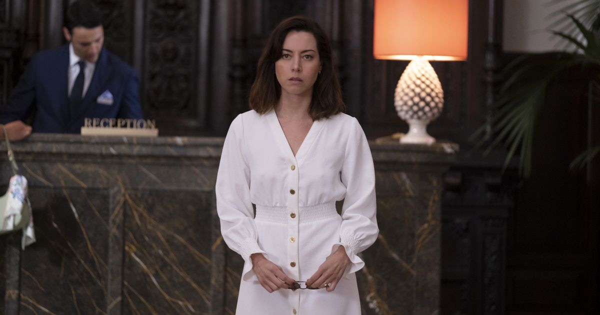 The Style Evolution of Aubrey Plaza's Harper on The White Lotus Season 2 - FASHION Magazine The Style Evolution of Aubrey Plaza's Harper on The White Lotus Season 2 - FASHION Magazine