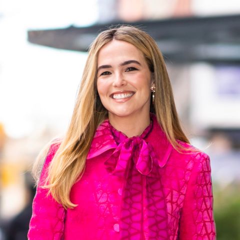 Is Anyone Having More Fun Getting Dressed Than Zoey Deutch?