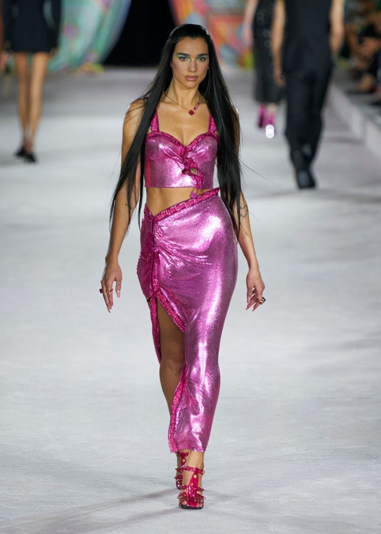 dua lipa versace