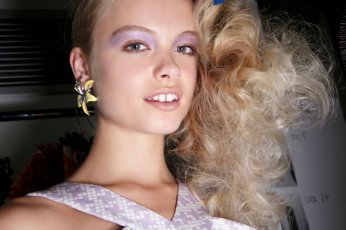 hair with blonde highlights