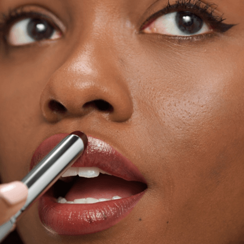 Is Clinique Black Honey Lipstick Worth the Hype?