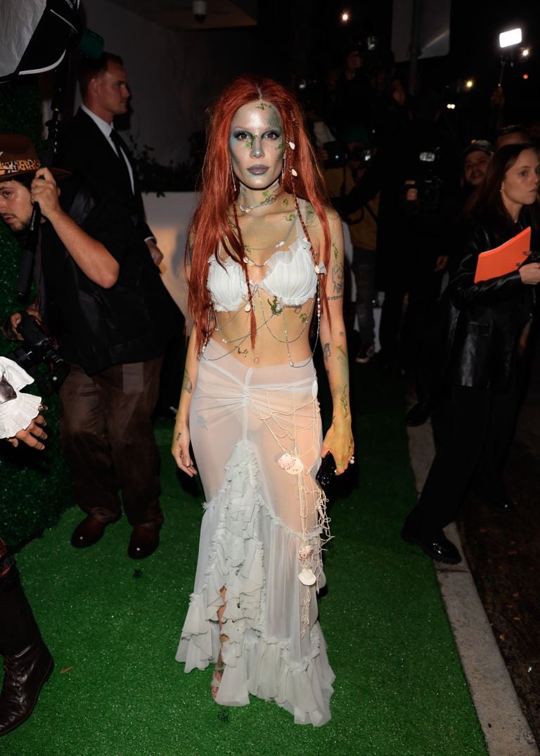Halsey attends an L.A. Halloween party