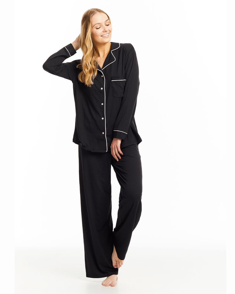 woman wearing donna set sleep amazon