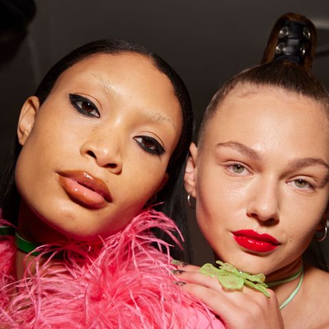 8 Holiday Eye Makeup Looks That Sparkle and Shine