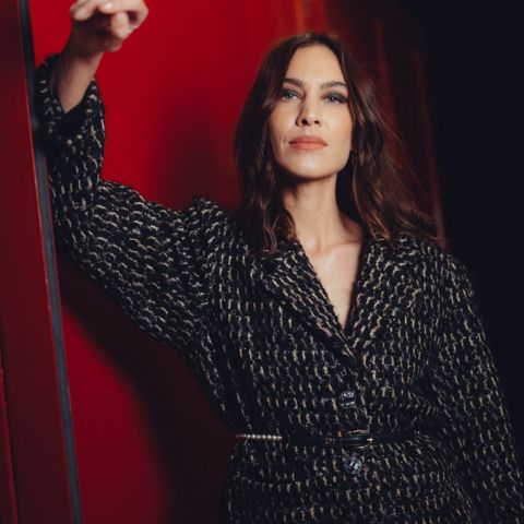 Alexa Chung Doesn't Own a Full-Length Mirror