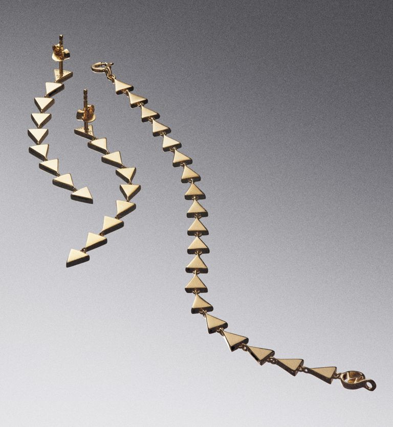 Mejuri Pyra Drop Earrings, jewellery wardrobe