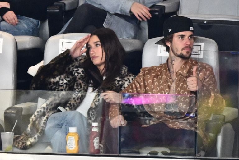 The Best Celeb Beauty Looks at the 2024 Super Bowl