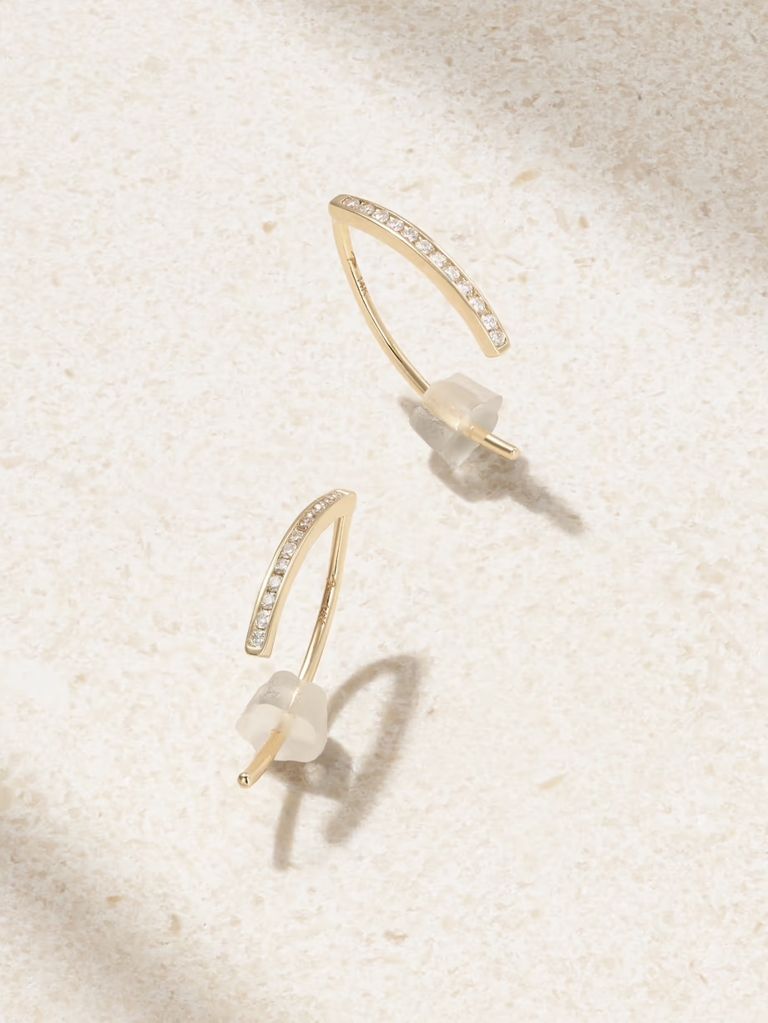 A Jewellery Expert's Guide to Consignment Shopping