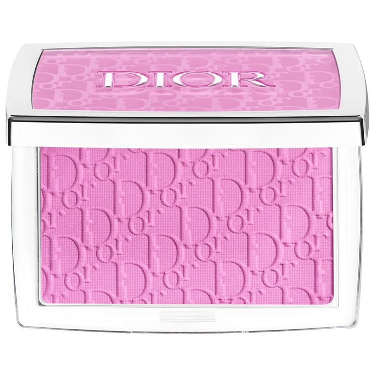 How to Choose the Best Viral Blush For Your Skin Type