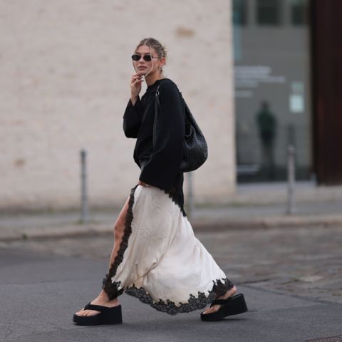 How to Style a Maxi Skirt for the Summer