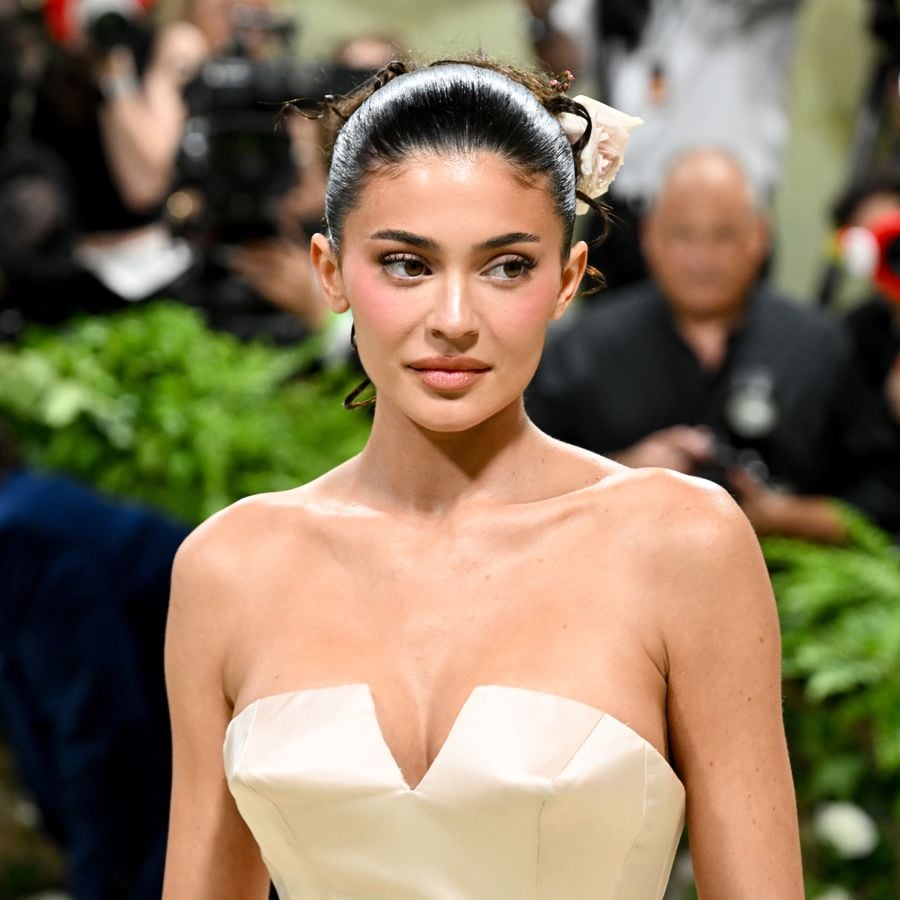 Kylie Jenner Responds to Criticism of her Alleged Filler - FASHION Magazine
