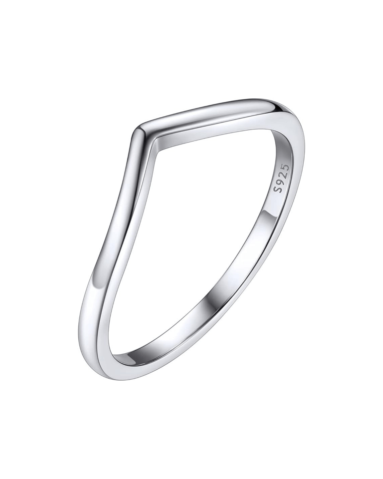 How to Stack Rings: Tips From an Expert - FASHION Magazine