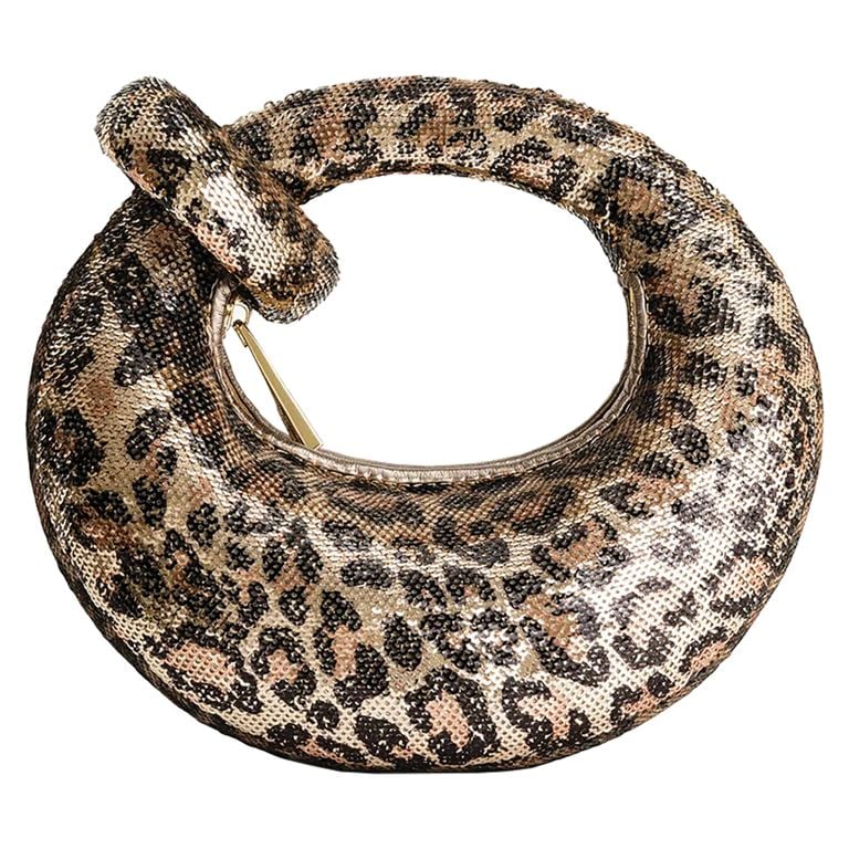 10 Ways to Wear Leopard Print This Fall