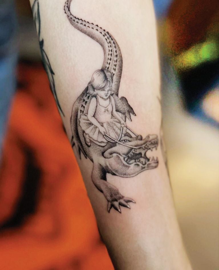 Tefi Pessoa tattoos