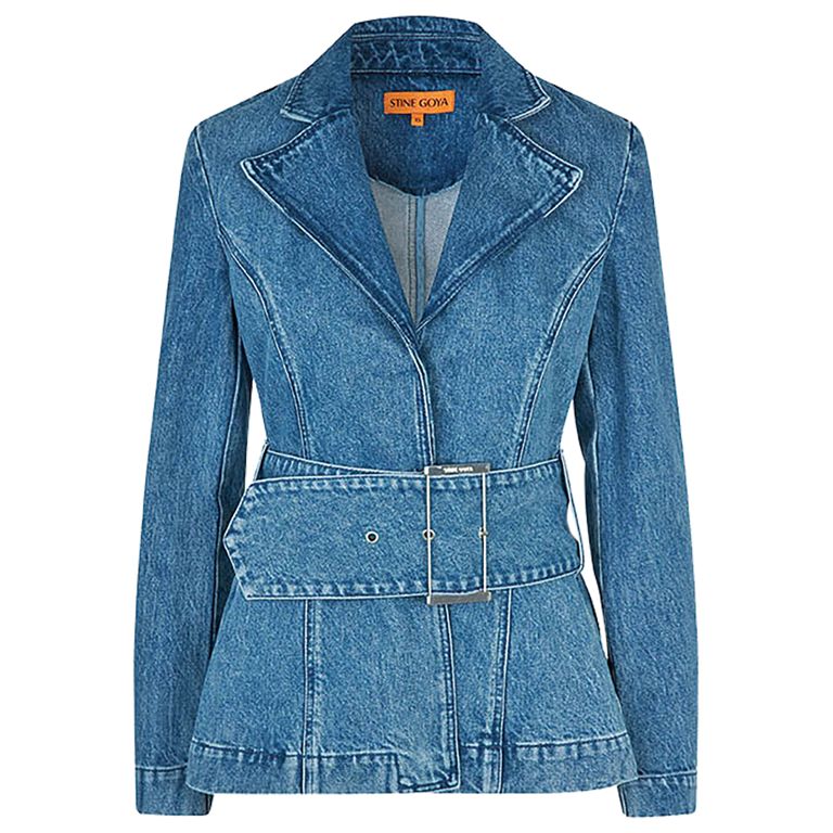 Jacket + Shorts = the Perfect Pre-Fall Outfit