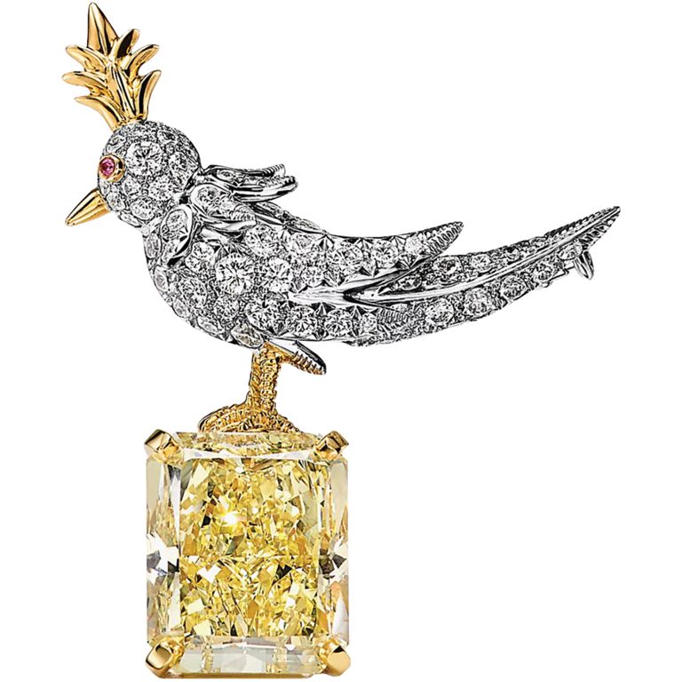 How to Shop for Coloured Diamonds, According to a Jewellery Expert