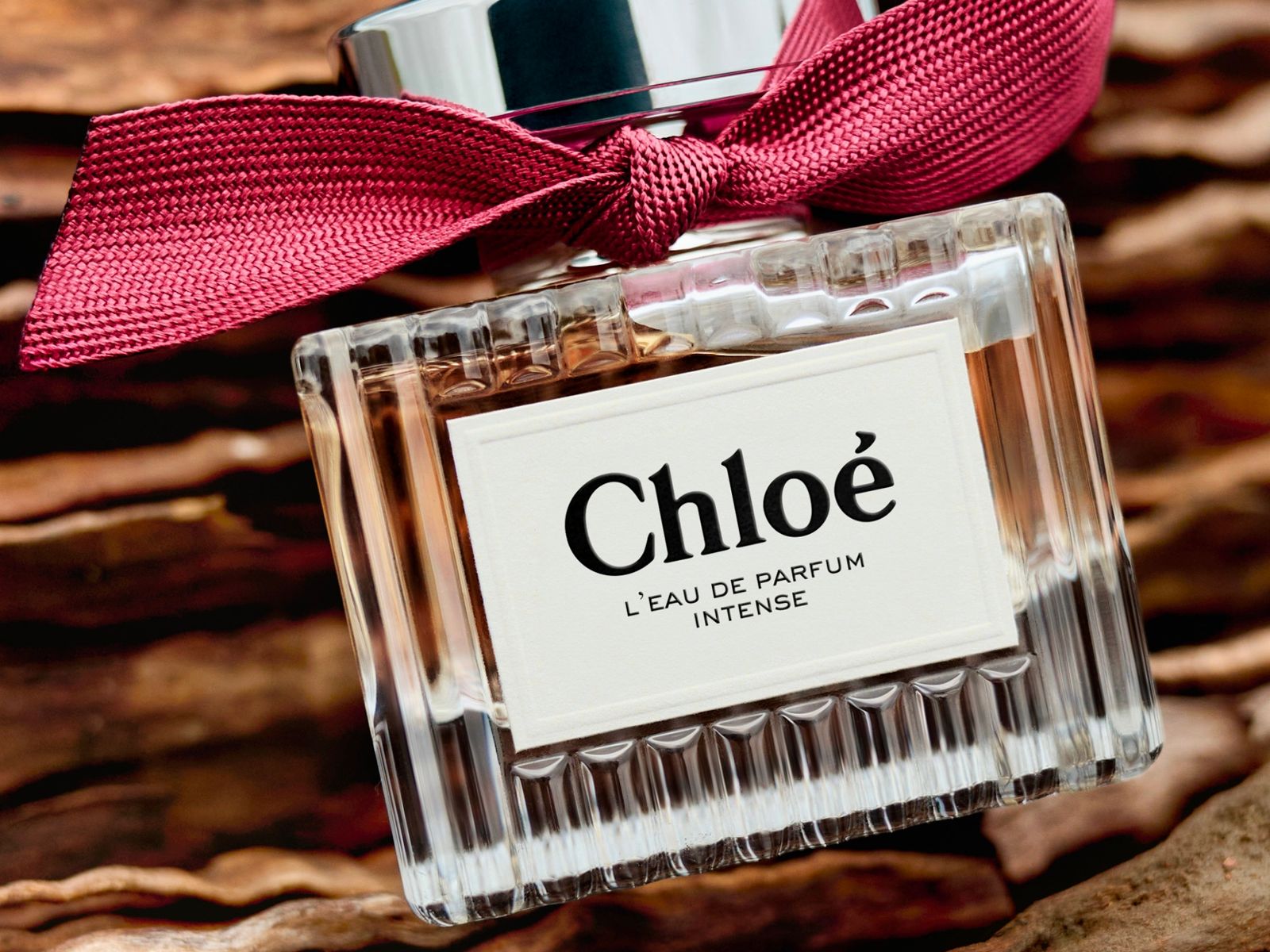 Chloé L'Eau de Parfum Intense Reimagines the Iconic 2008 Perfume