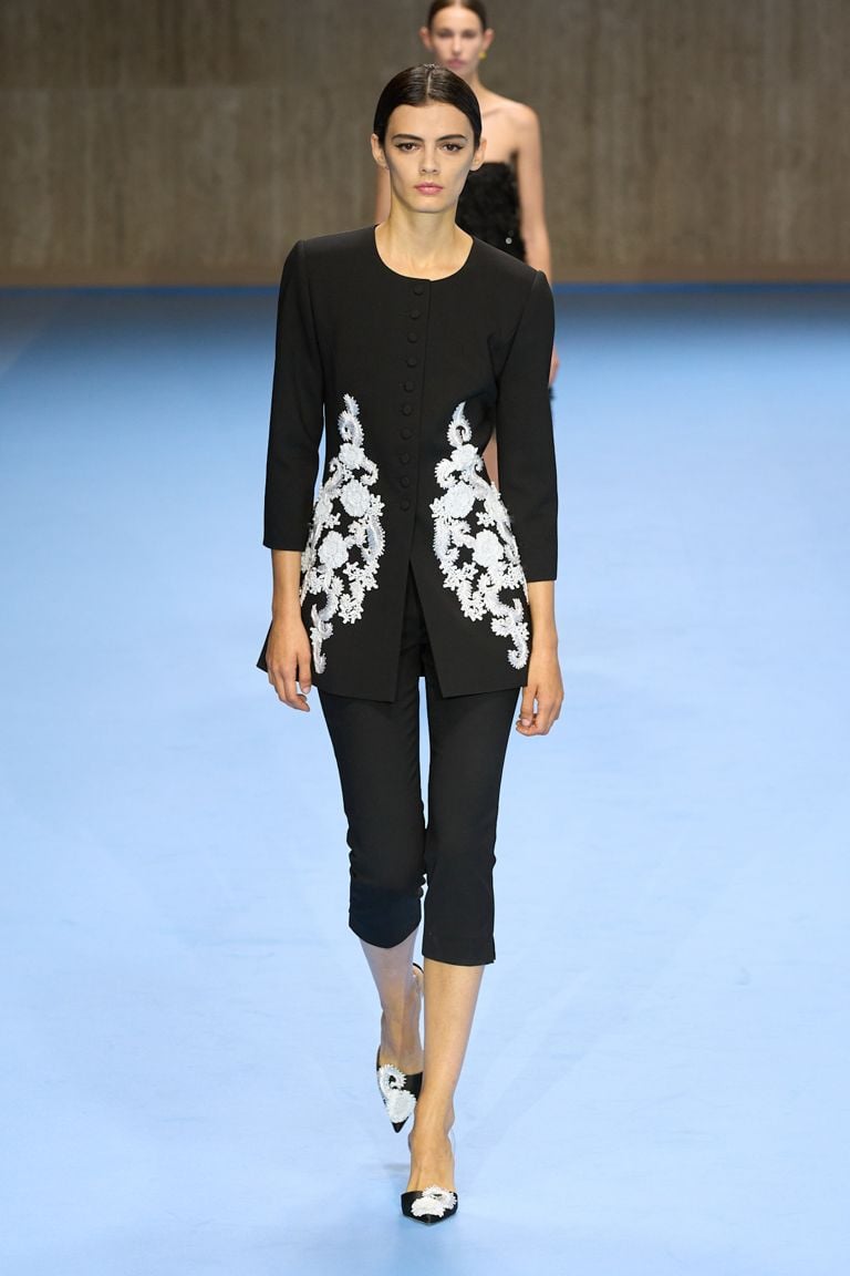 carolina herrera capris