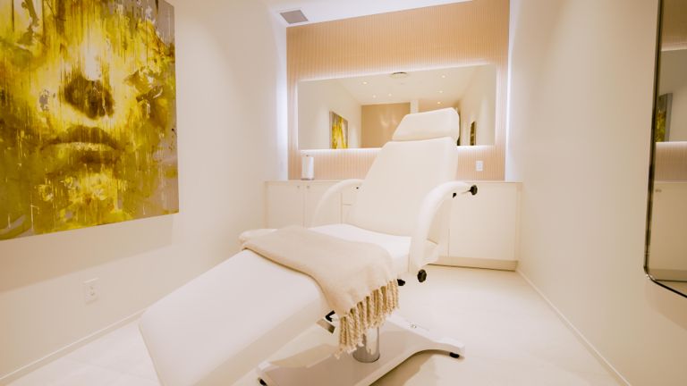 Montreal, You Can Now Get Botox With Your Beauty Buys