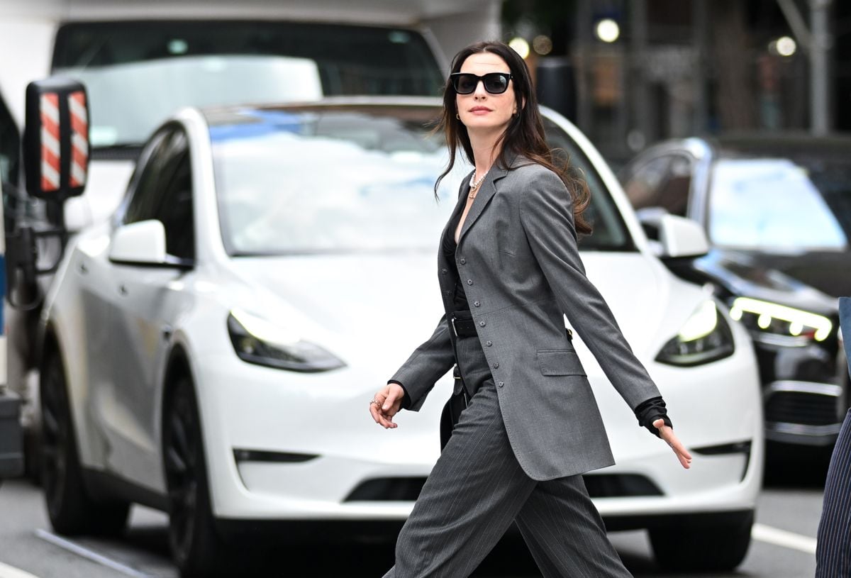 anne hathaway, the devil wears prada 2 filming