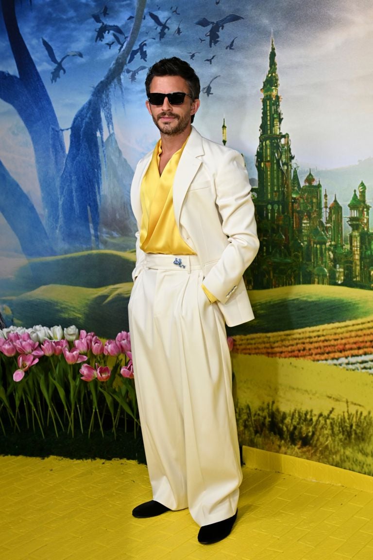 Jonathan Bailey Wicked premiere