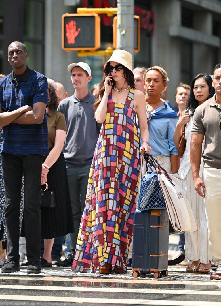 anne hathaway devil wears prada 2