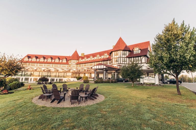 Stay Local, Explore Canada: The Best Homegrown Getaways for Your Next Trip