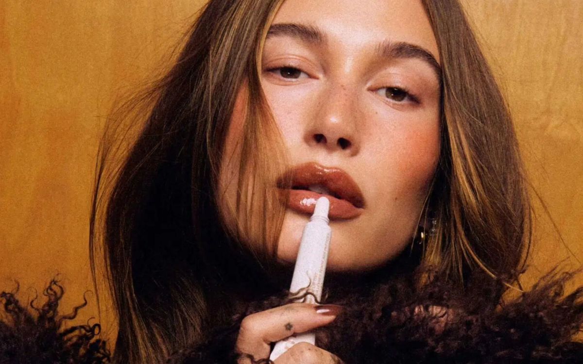 Why Lip Gloss Continues to Be a Status Symbol