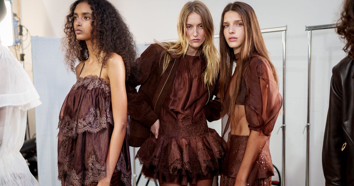 Ring Autumn in With These 5 Fall 2025 Hair Trends - FASHION Magazine