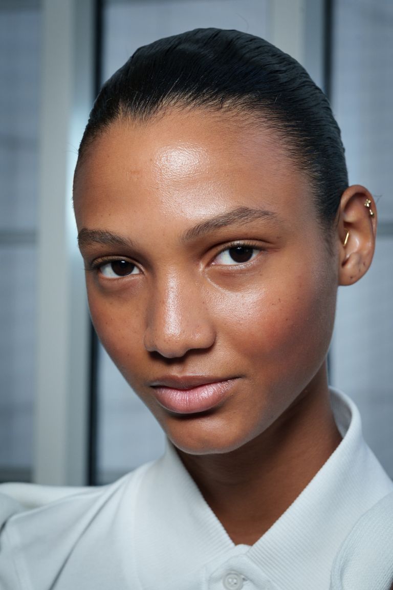 retinol skin, beginner's guide to retinol, how to use retinol