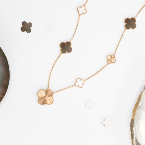 Van Cleef & Arpels's New Alhambra Collection Is an Exercise in Reinvention