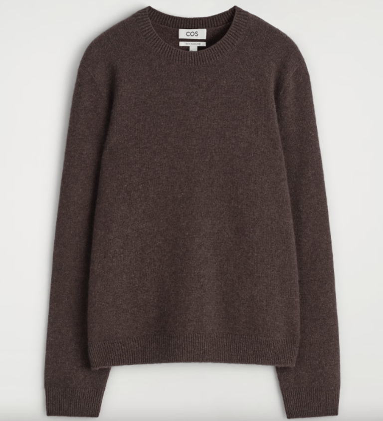 best travel gifts, gifts for travellers: cos cashmere sweater