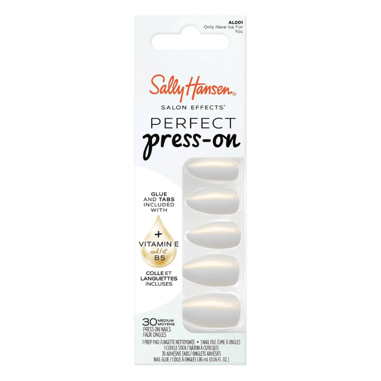 Sally Hansen Salon Effects Perfect Press-On in “Only Have Ice For You”