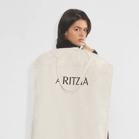 How Aritzia Took Over the World