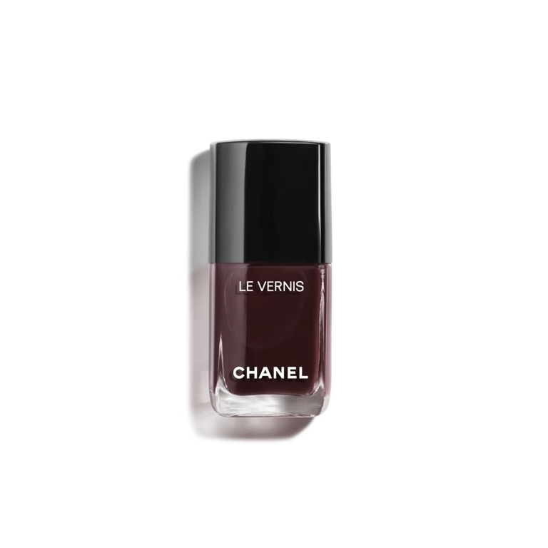 Chanel Le Vernis Nail Colour in Rouge Noir