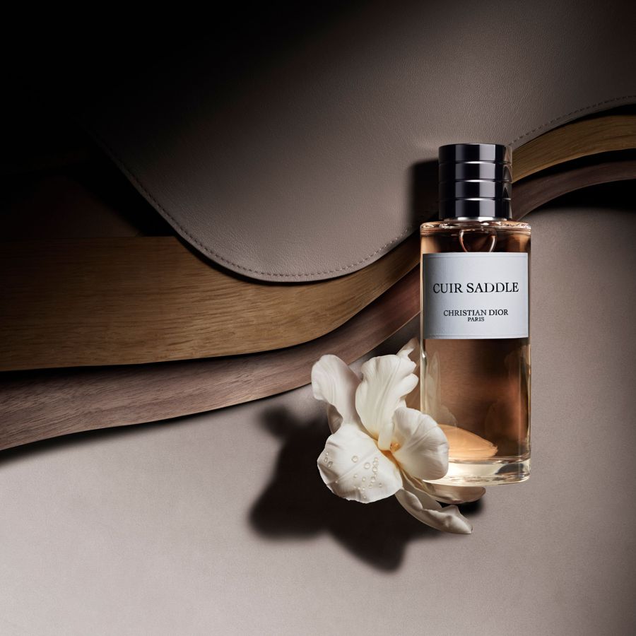 Dior Cuir Saddle: A Modern Leather Fragrance by Francis Kurkdjian