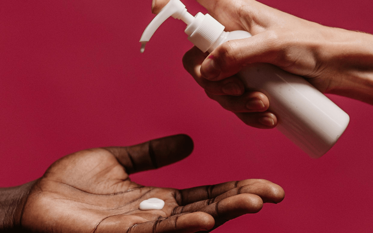 hand care, washing, moisturize