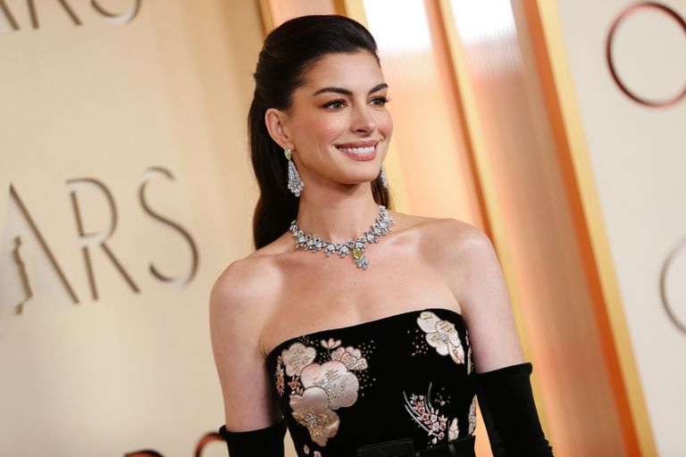 All the Best Beauty Looks from the 2026 Oscars - FASHION Magazine All the Best Beauty Looks from the 2026 Oscars - FASHION Magazine