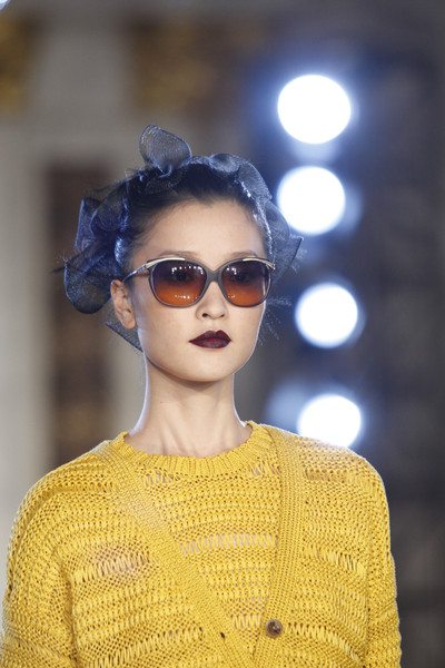 Fashion news: Jason Wu sunglasses, American Apparel wants  display picture 1