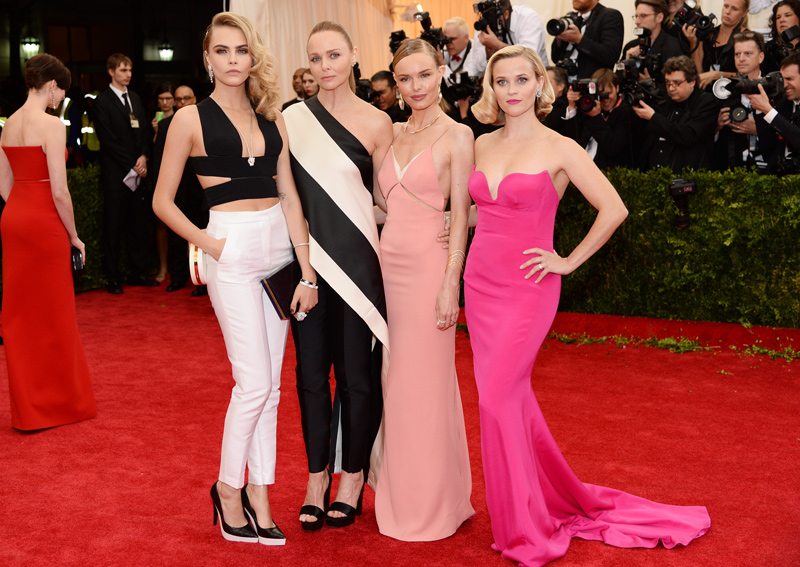 Met Gala 2014 crop top Cara Delevignge