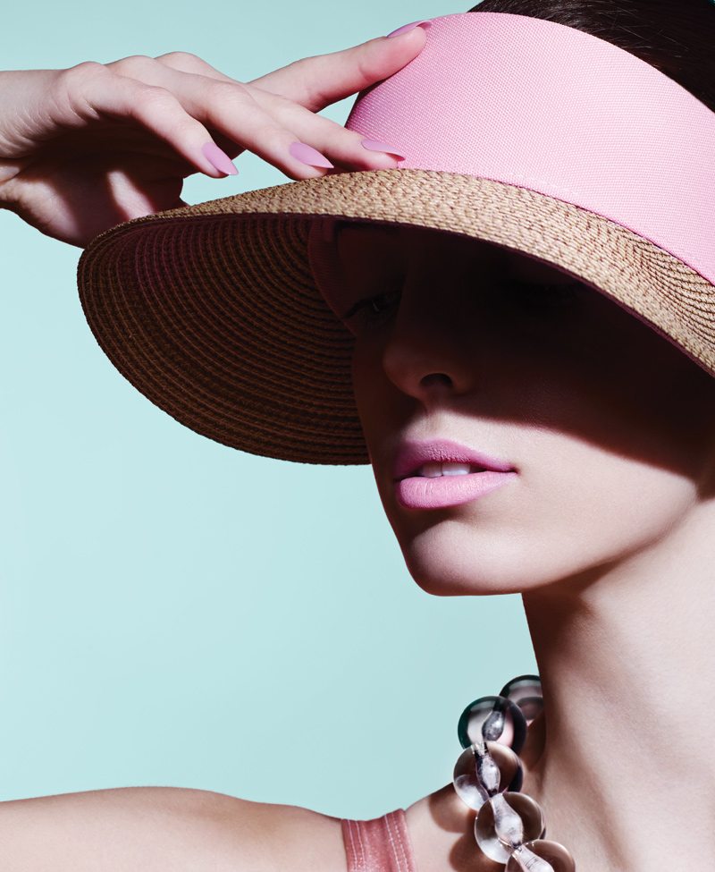 pool-party-pink lips