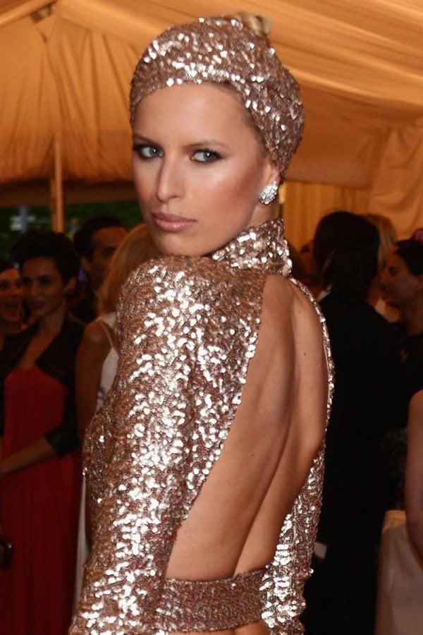 celebrity hair accessories karolina kurkova