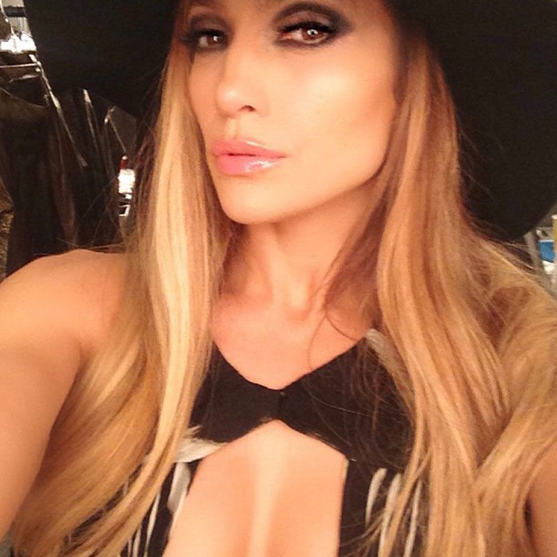 celebrity beauty smoky eye Jennifer Lopez