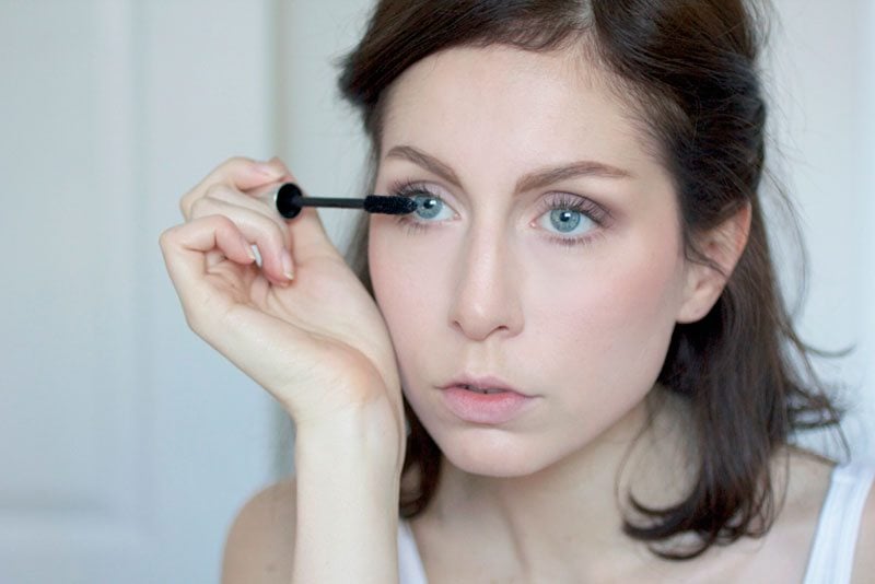 holiday makeup tutorial glitter lips