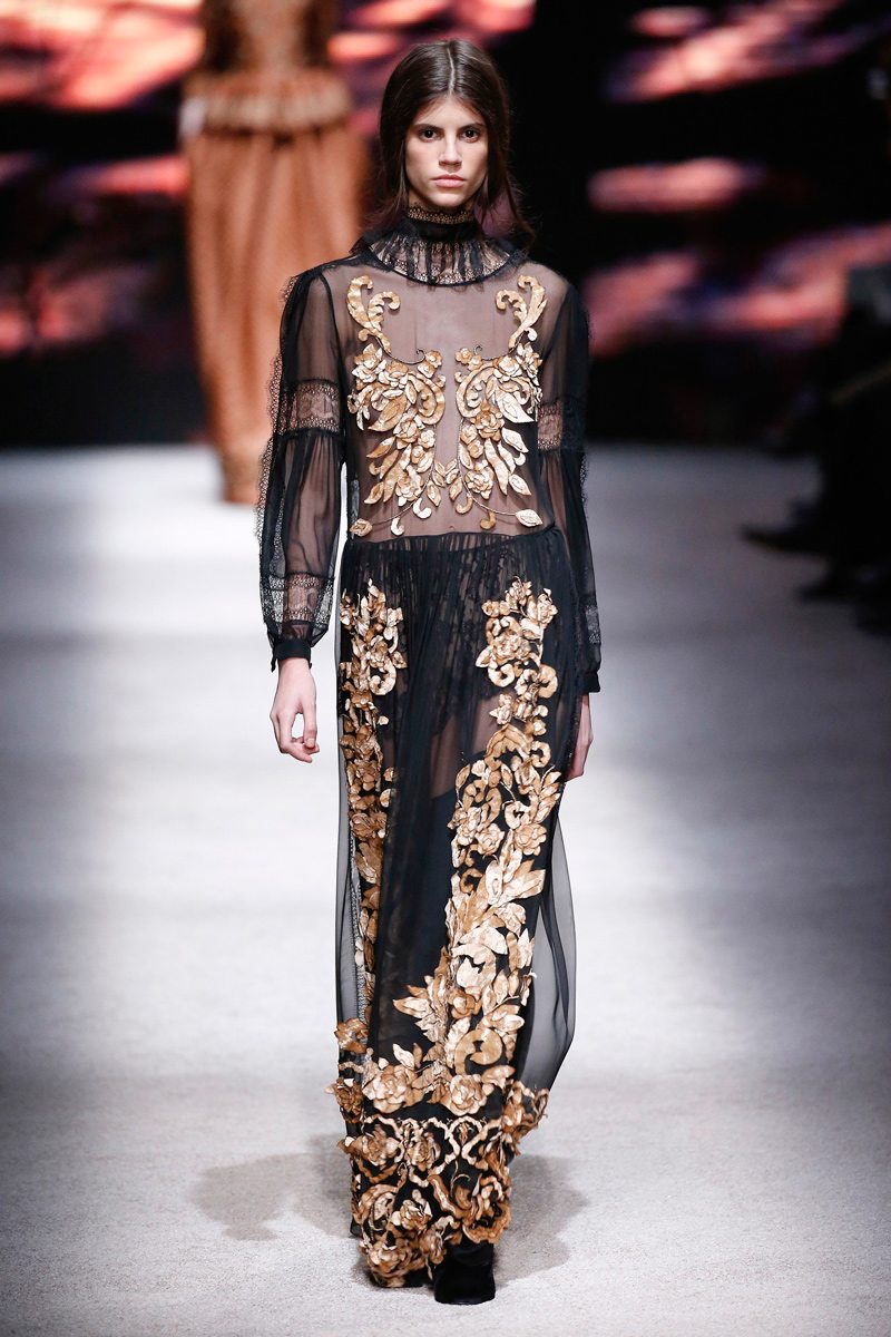 Alberta Ferretti Fall 2015