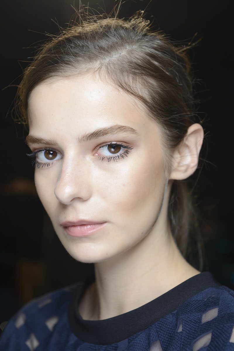 clumpy mascara trend